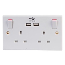 2 GANG SWITCHED SOCKET WITH USB CHARGER CAPABILITY